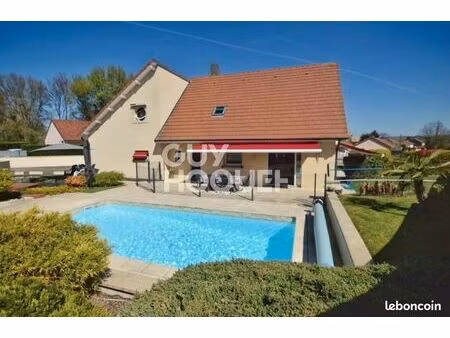 maison 6 pièces 160 m²