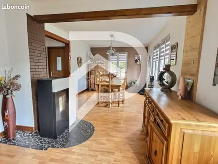 propriété 8 pièces 174 m²