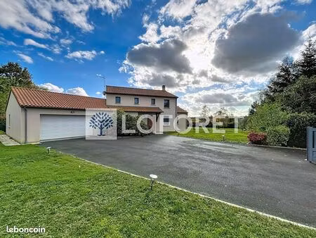 maison 7 pièces 166 m²