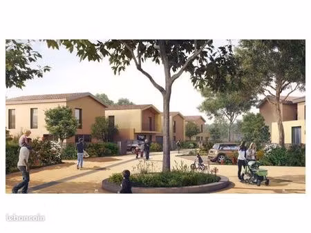 terrain 320 m² bessan