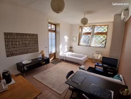 studio en rez de jardin