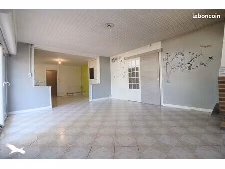 pavillon 7 pièces 203 m²