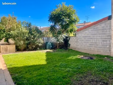 champniers - proche gond pontouvre - agréable maison de ville f4 avec garage et jardin