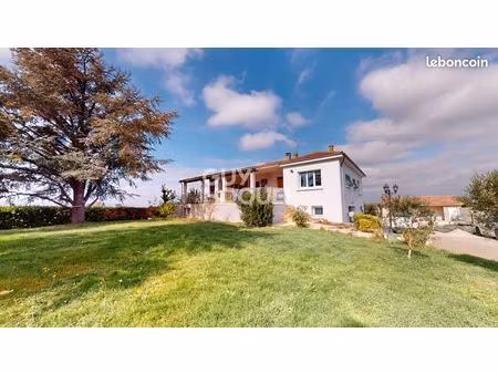 propriété 6 pièces 125 m²