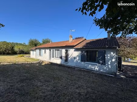 villa 4 pièces 95 m²