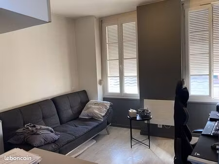 studio 1 pièce 16 m²