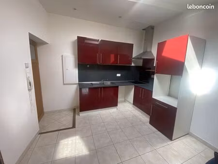 appartement 3 pièces 43 m²