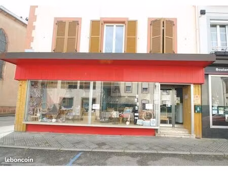 local commercial 65 m²