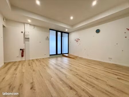local commercial 36 m² auzeville-tolosane