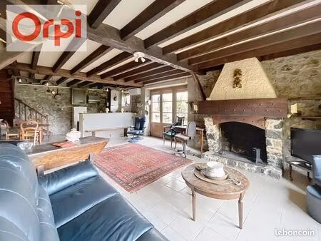 maison 5 pièces 133 m²