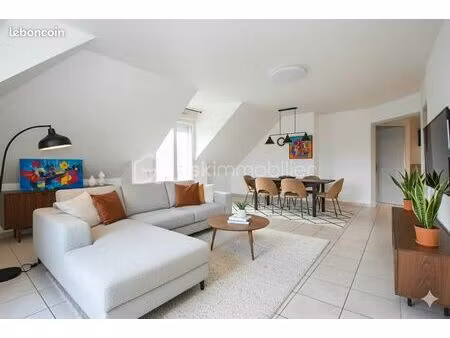 appartement 3 pièces 79 m²