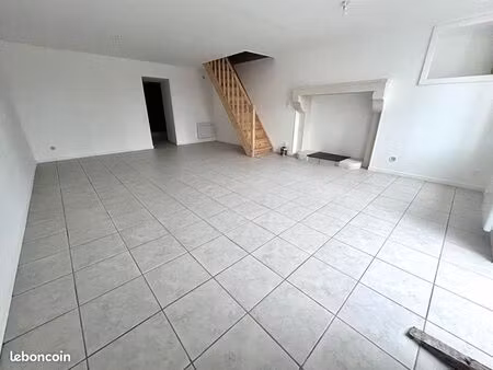 maison 3 pièces 100 m²