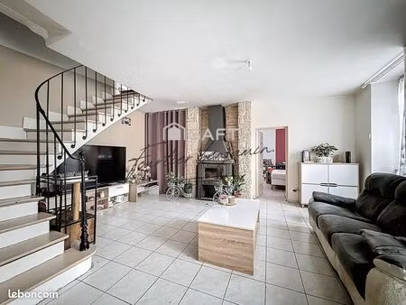 maison 7 pièces 155 m²