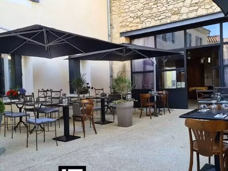 local hôtel  restaurant 660 m²