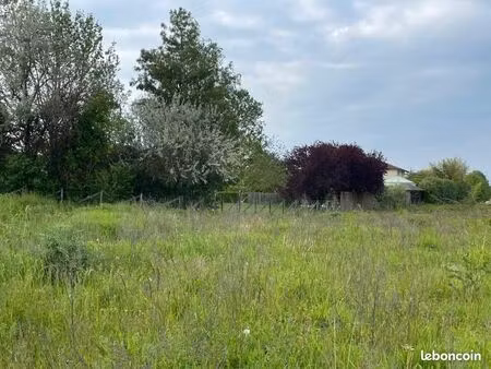 terrain 1 510 m² charnay les macon