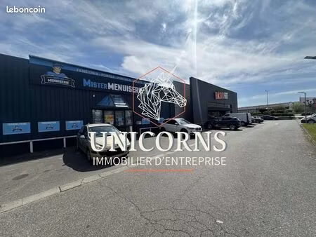 local commercial 450 m²