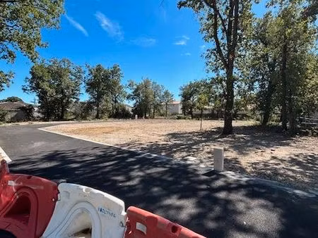 terrain viabilisé prêt à bâtir