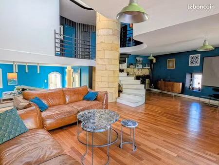 maison 5 pièces 188 m²