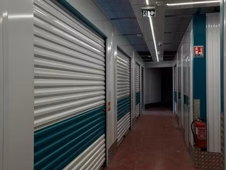 garage/box 18 m² roye