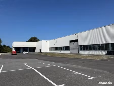 local industriel 2 500 m²