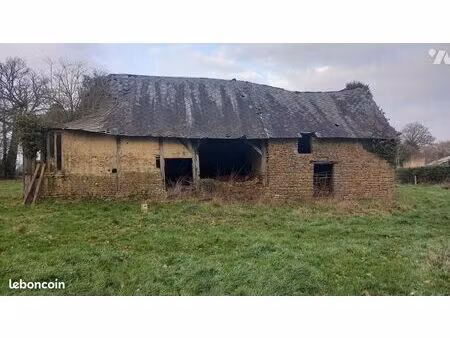 terrain 1001 m² ronfeugerai