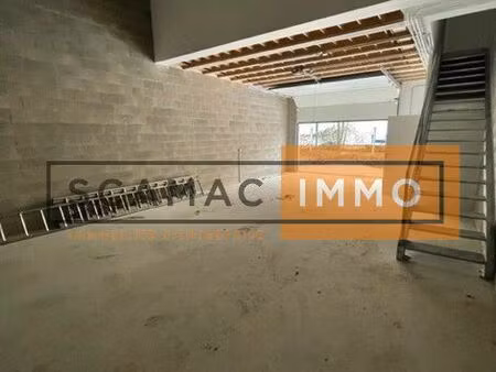 local d'activité 110 m²