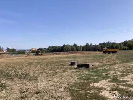 terrain 684 m² issoire