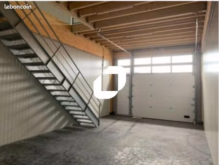 local d'activité 192 m²