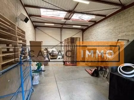 local d'activité 200 m²