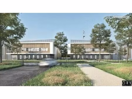 local d'activité 2 476 m²