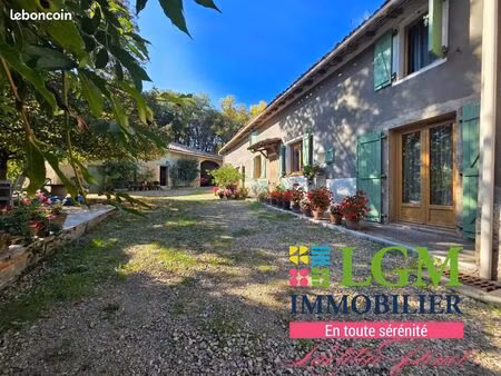 maison 7 pièces 200 m²