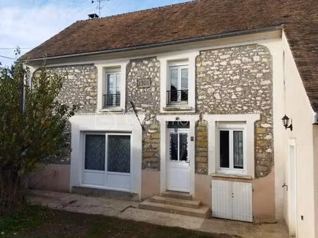 maison 6 pièces 225 m²