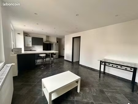 beau t3 lumineux avec parking & cave - la pradelle