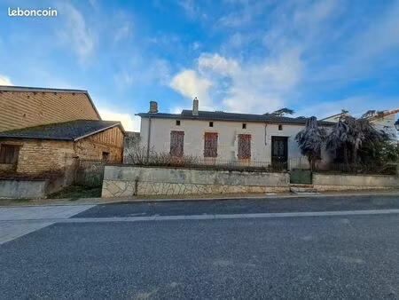 maison en pierre à rénover avec vue pyrénées  grand jardin et dépendances – limitrophe ger
