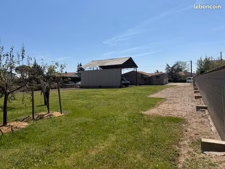 terrain 1595 m² l'hôpital-le-grand