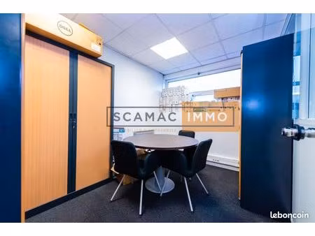 local d'activité 170 m²