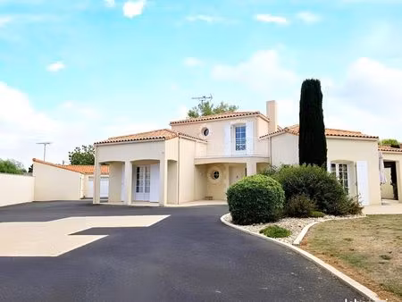 pavillon 4 pièces 141 m²