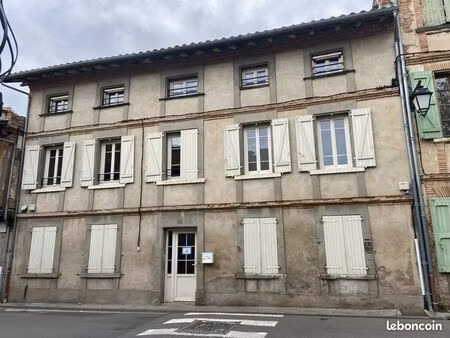 immeuble 200 m² lisle-sur-tarn