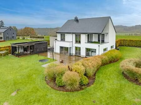 option-magnifique villa au cœur de la campagne d'herbeumont