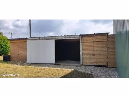 location petit bâtiment de 70 m² 380 il peut également être divisible divisible en deux ou