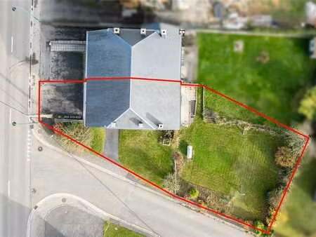 option ! haut-fays - spacieuse maison 5 chambres avec jardin