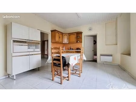 maison 3 pièces 75 m²