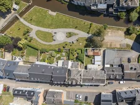 immeuble à fort potentiel – bâtiment historique à rénover.