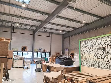 local 351 m² le mans