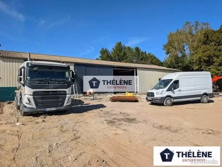 local d'activité 550 m²