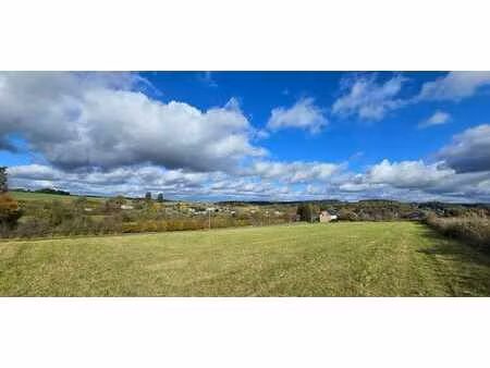 terrain à bâtir idéalement situé avec vue dégagée