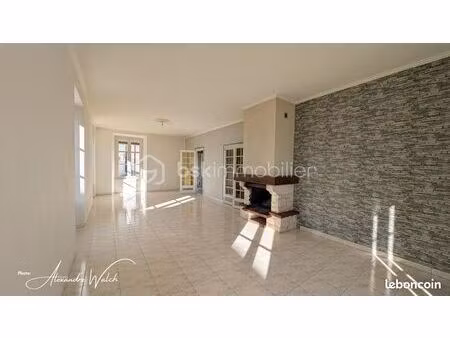 immeuble 10 pièces 268 m²