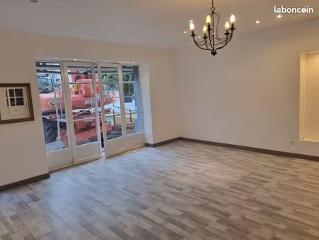 local 54 m² saint-gervais-d'auvergne