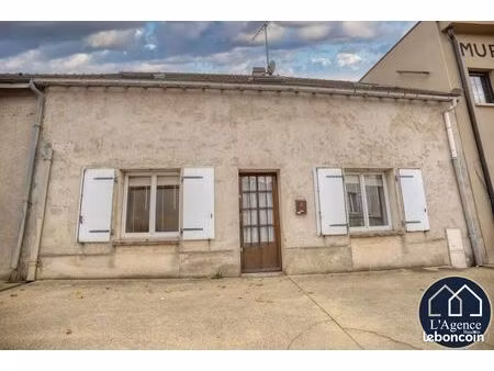 maison de village 3 pièces 81 m²