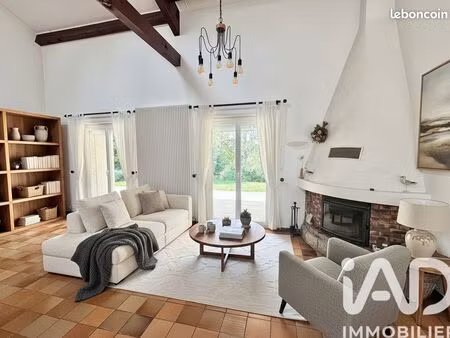 maison 7 pièces 183 m²